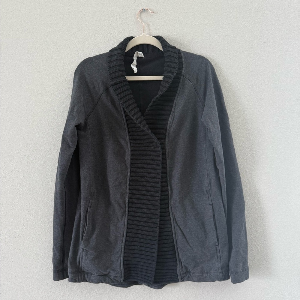 Lululemon Athletica Gray and Black Women's Cardigan - Picture 2 of 7